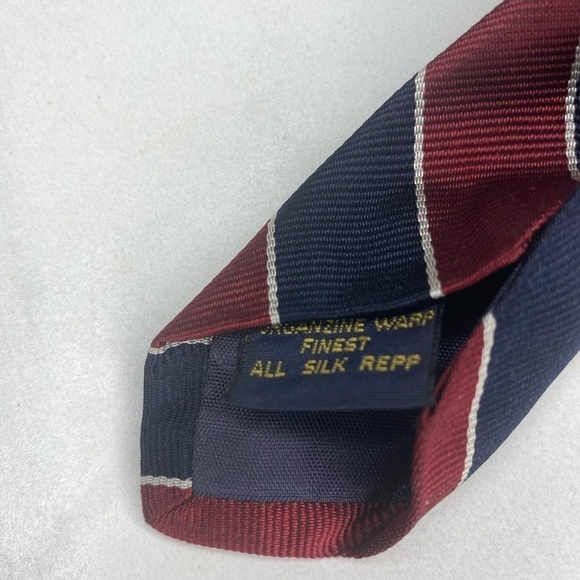 Vintage Neiman Marcus classic elegant burgundy/navy striped silk necktie - Picture 3 of 3